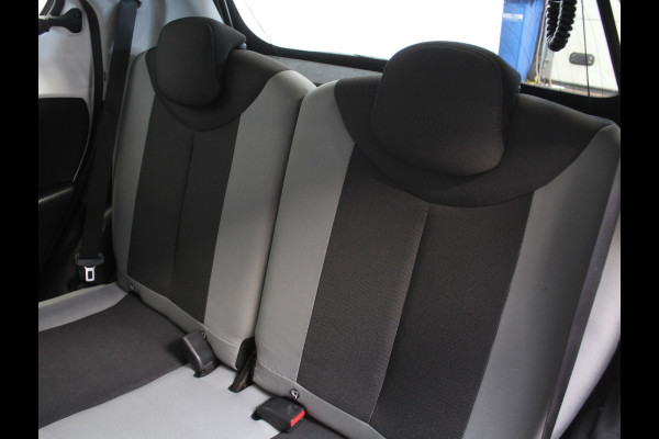 Toyota Aygo 1.0 VVT-i x-fun AIRCO | CAMERA | STB | LED | ELRM/SP | CV