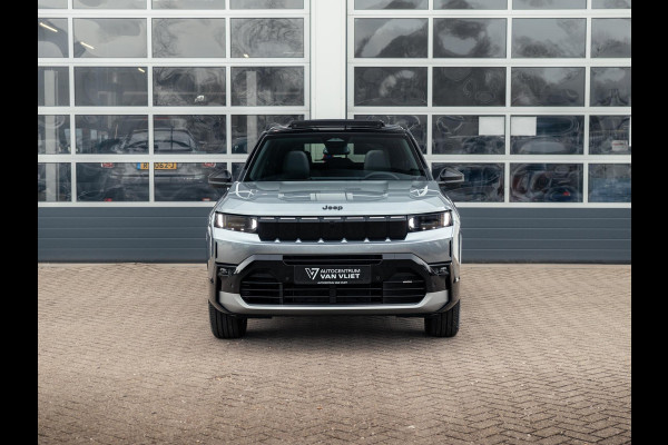 Jeep Compass 1.2 e-Hybrid First Edition | Uit voorraad leverbaar | Adapt. Cruise | Camera | Carplay | 18" | Elektr. A-Klep | Navi | Winter Pack | Schuif/Kanteldak