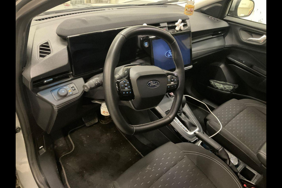 Ford Puma 1.0 EcoBoost Hybrid Titanium 125pk | Navigatie | Achteruitrijcamera | Automatische Airconditioning | Cruise control