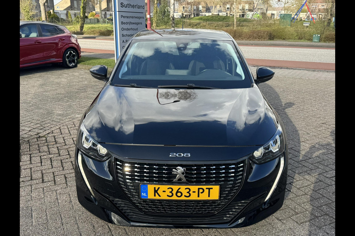 Peugeot 208 1.2 PureTech Active 75pk Navigatie | DAB+ | Parkeersensoren achter | Metaal lak | 5 deurs