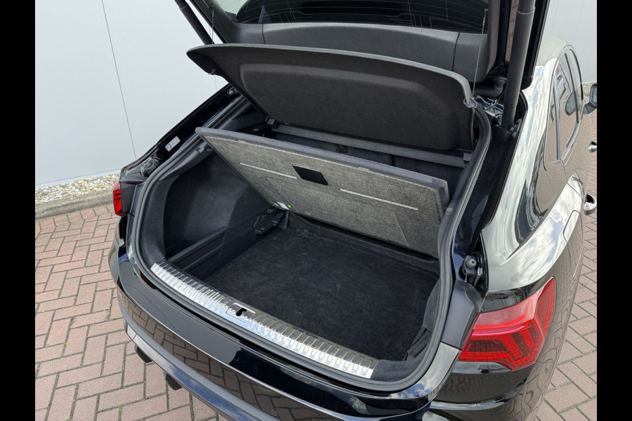 Audi Q3 Sportback 35 TFSI 150pk S-Edition S-line | Trekhaak