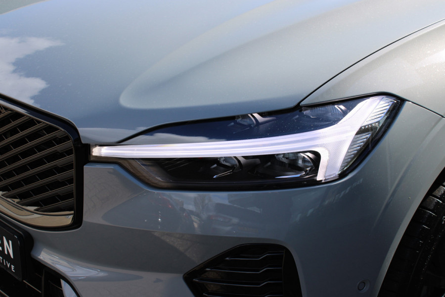 Volvo XC60 2.0 T8 Plug-in hybrid Plus Black Edition Head-up | 360 | Zwenkbare trekhaak | Panoramadak