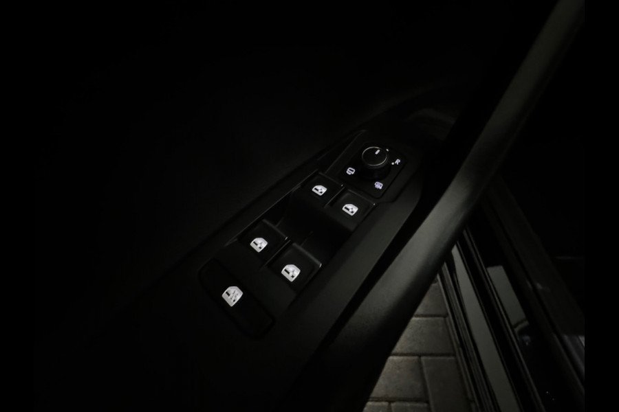 Volkswagen Polo 1.0 TSI Style ACC|Dodoehoek|IQ|Stoelverwarming