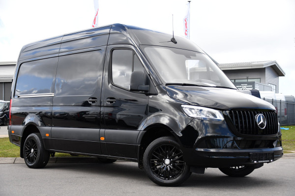 Mercedes-Benz Sprinter 317 1.9 CDI L2H2 RWD Black Edition Camera, Cruise, Carplay, LED, 170pk, Automaat, Stoelverwarming, Standkachel,