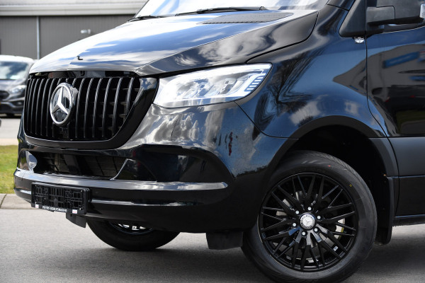 Mercedes-Benz Sprinter 317 1.9 CDI L2H2 RWD Black Edition Camera, Cruise, Carplay, LED, 170pk, Automaat, Stoelverwarming, Standkachel,