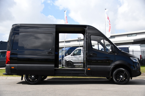 Mercedes-Benz Sprinter 317 1.9 CDI L2H2 RWD Black Edition Camera, Cruise, Carplay, LED, 170pk, Automaat, Stoelverwarming, Standkachel,