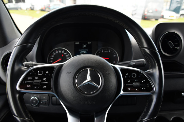 Mercedes-Benz Sprinter 317 1.9 CDI L2H2 RWD Black Edition Camera, Cruise, Carplay, LED, 170pk, Automaat, Stoelverwarming, Standkachel,