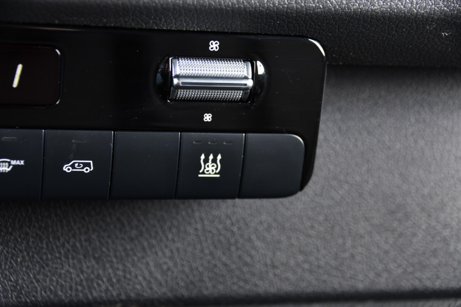 Mercedes-Benz Sprinter 317 1.9 CDI L2H2 RWD Black Edition Camera, Cruise, Carplay, LED, 170pk, Automaat, Stoelverwarming, Standkachel,