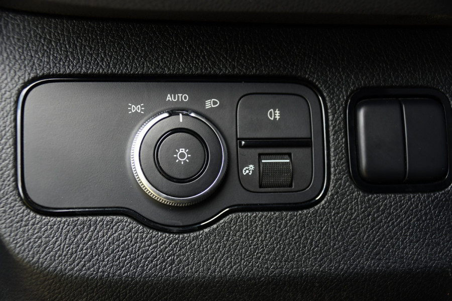 Mercedes-Benz Sprinter 317 1.9 CDI L2H2 RWD Black Edition Camera, Cruise, Carplay, LED, 170pk, Automaat, Stoelverwarming, Standkachel,