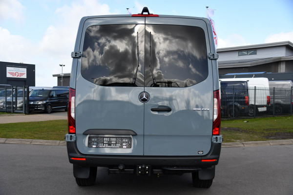 Mercedes-Benz Sprinter 319 1.9 CDI L2H1 RWD PB Edition Adaptieve Cruise, 360 Camera, Carplay, 190pk, LED, 10,5'' Mbux, Automaat, Trekhaak, Uniek!