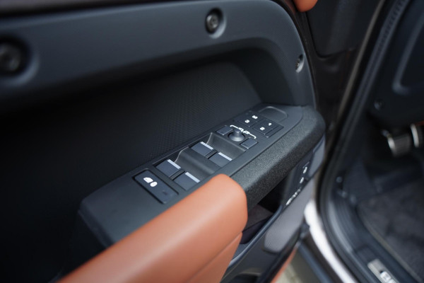 Land Rover Defender 110 P 635 Octa 4.4 Edition One