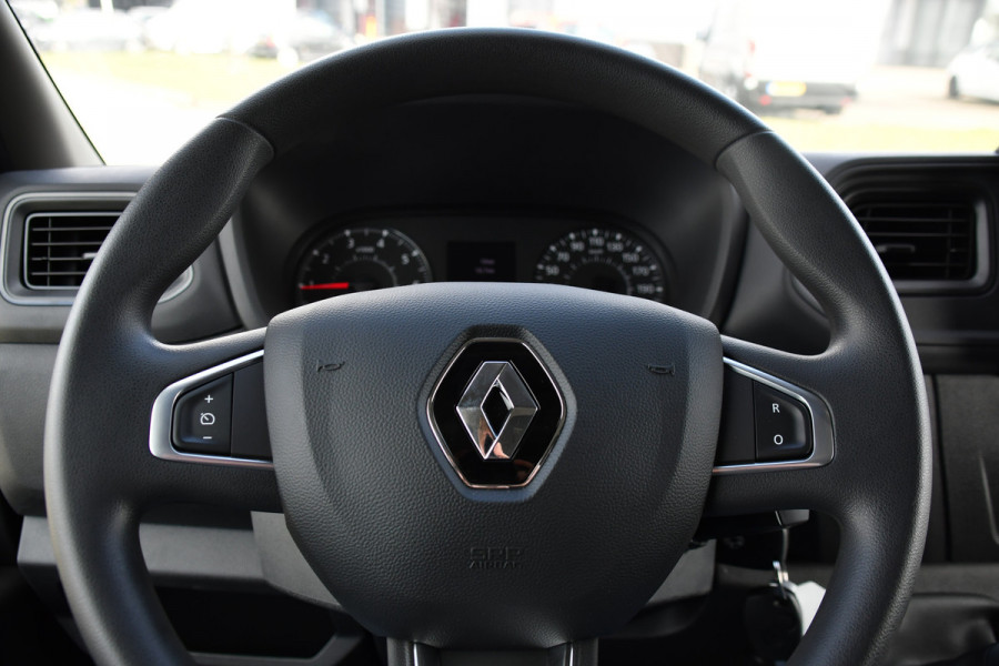 Renault Master T35 2.3 dCi 180 L2H2 DC PB Edition Camera, Cruise, Carplay, LED, 2 x Schuifdeur, Multimedia, 180pk, 6 zitplaatsen, Uniek!