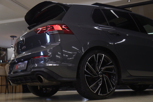 Volkswagen Golf 2.0 TSI GTI CLUBSPORT /PANO/CARPLAY/ACC/BLINDSPOT/SFEER/VOL