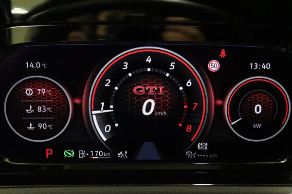 Volkswagen Golf 2.0 TSI GTI CLUBSPORT /PANO/CARPLAY/ACC/BLINDSPOT/SFEER/VOL