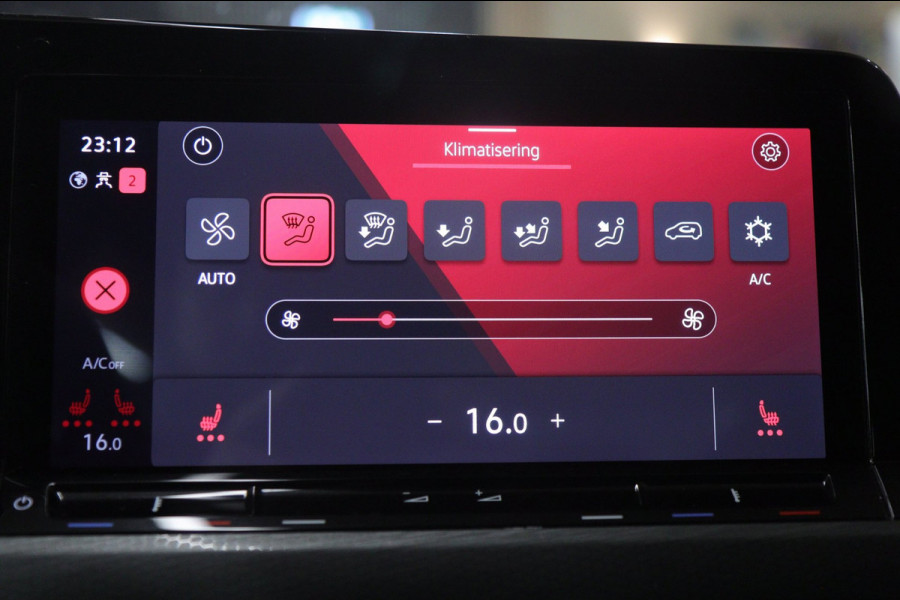 Volkswagen Golf 2.0 TSI GTI CLUBSPORT /PANO/CARPLAY/ACC/BLINDSPOT/SFEER/VOL