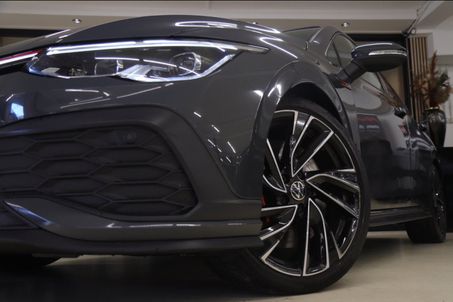 Volkswagen Golf 2.0 TSI GTI CLUBSPORT /PANO/CARPLAY/ACC/BLINDSPOT/SFEER/VOL