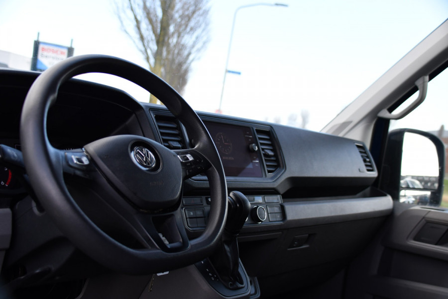 Volkswagen Crafter 35 2.0 TDI L3H3 PB Edition Cruise, Carplay, LED, 140pk, Automaat, Multimedia, Geveerde stoel, Sensoren, Uniek!
