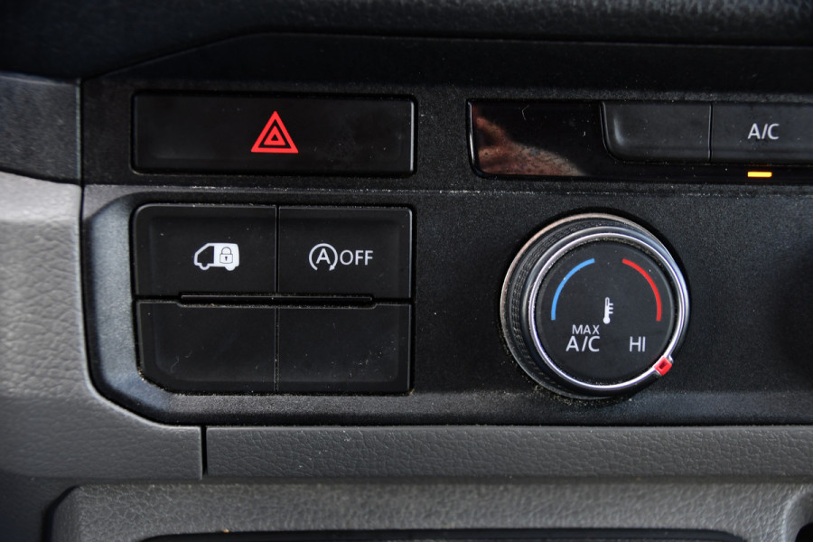 Volkswagen Crafter 35 2.0 TDI L3H3 PB Edition Cruise, Carplay, LED, 140pk, Automaat, Multimedia, Geveerde stoel, Sensoren, Uniek!