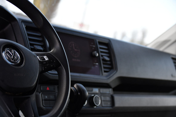 Volkswagen Crafter 35 2.0 TDI L3H3 PB Edition Cruise, Carplay, LED, 140pk, Automaat, Multimedia, Geveerde stoel, Sensoren, Uniek!