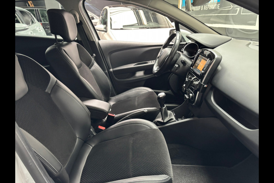 Renault Clio Estate 0.9 TCe Intens / Camera / Navigatie