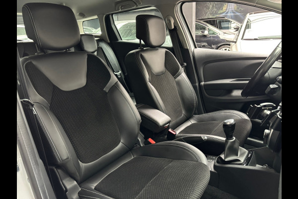 Renault Clio Estate 0.9 TCe Intens / Camera / Navigatie