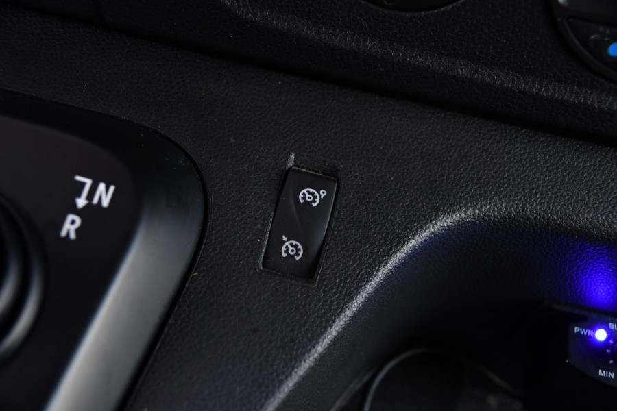 Opel Movano 2.3 Turbo L1H1 Black Edition Camera, Cruise, Carplay, Clima, 150pk, Automaat, Trekhaak, NAVI, Sensoren, Uniek!