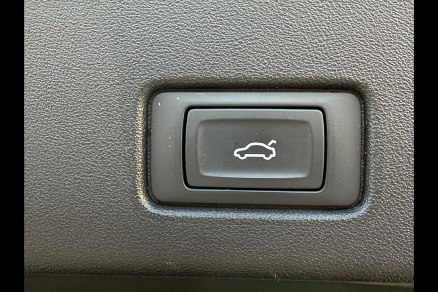 Audi Q4 e-tron 35 AUTOMAAT Edition, camera, navarra bleu, stoelverwarming, digitaal cockpit, 1 e eigenaar, NL auto met nap