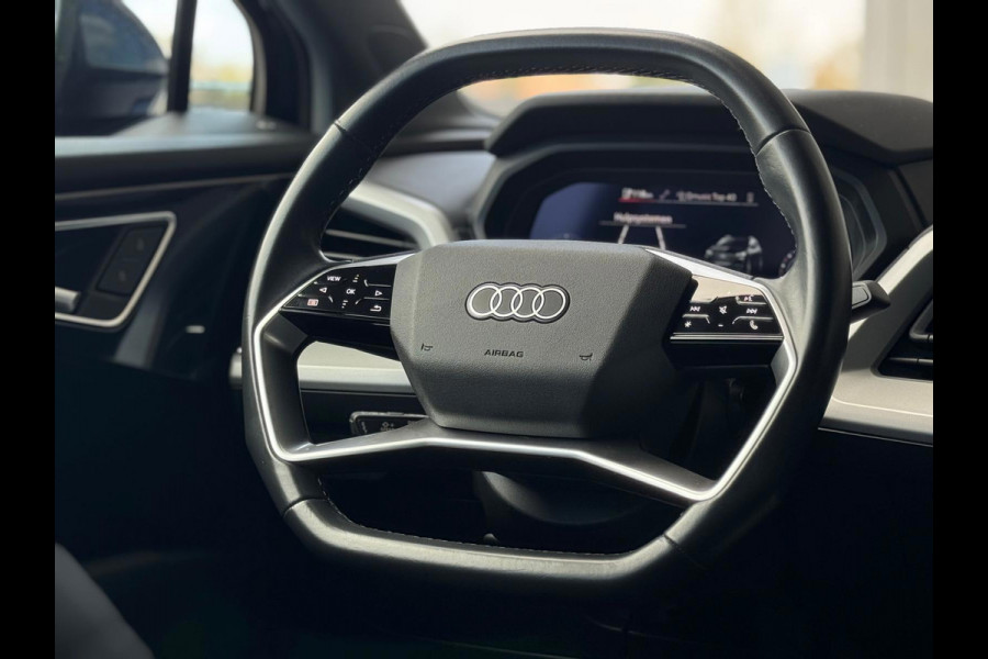 Audi Q4 e-tron 35 AUTOMAAT Edition, camera, navarra bleu, stoelverwarming, digitaal cockpit, 1 e eigenaar, NL auto met nap