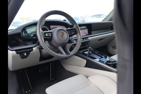 Porsche 911 Targa 4S 3.0 450 PK 992 ORIGINEEL NEDERLANDS | SPORTUITLAAT | 17.981 KM | 360 CAMERA | 20 INCH LMV