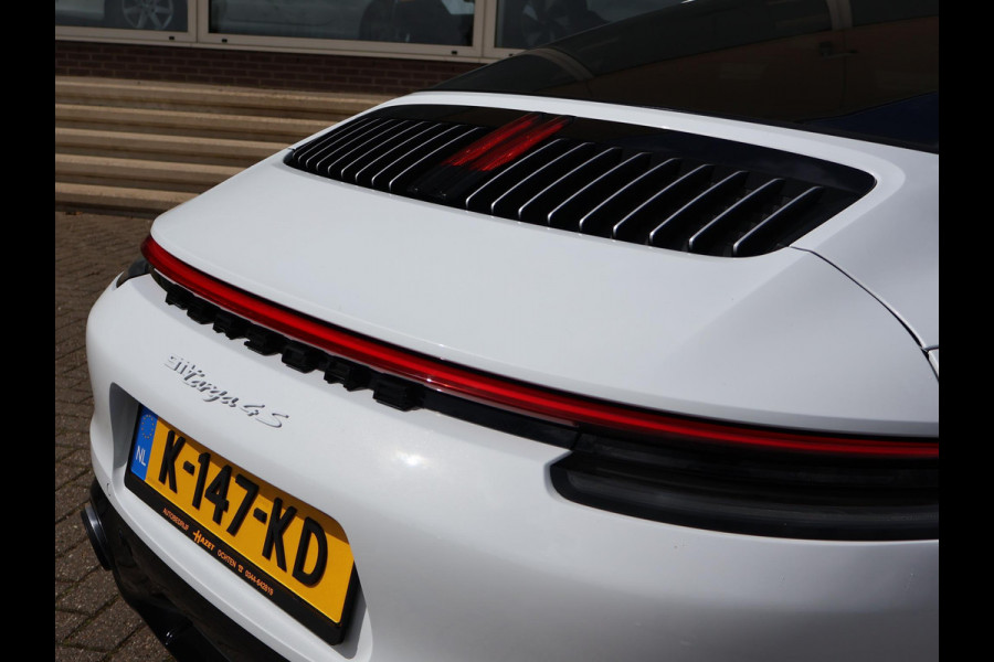 Porsche 911 Targa 4S 3.0 450 PK 992 ORIGINEEL NEDERLANDS | SPORTUITLAAT | 17.981 KM | 360 CAMERA | 20 INCH LMV