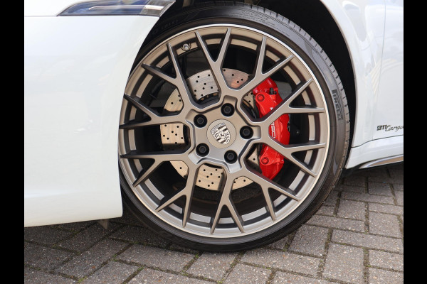 Porsche 911 Targa 4S 3.0 450 PK 992 ORIGINEEL NEDERLANDS | SPORTUITLAAT | 17.981 KM | 360 CAMERA | 20 INCH LMV