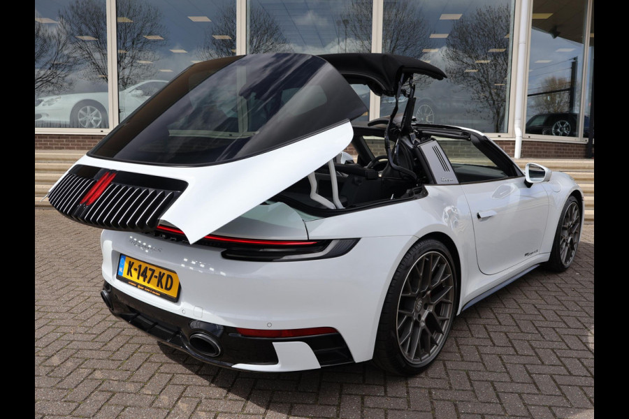 Porsche 911 Targa 4S 3.0 450 PK 992 ORIGINEEL NEDERLANDS | SPORTUITLAAT | 17.981 KM | 360 CAMERA | 20 INCH LMV