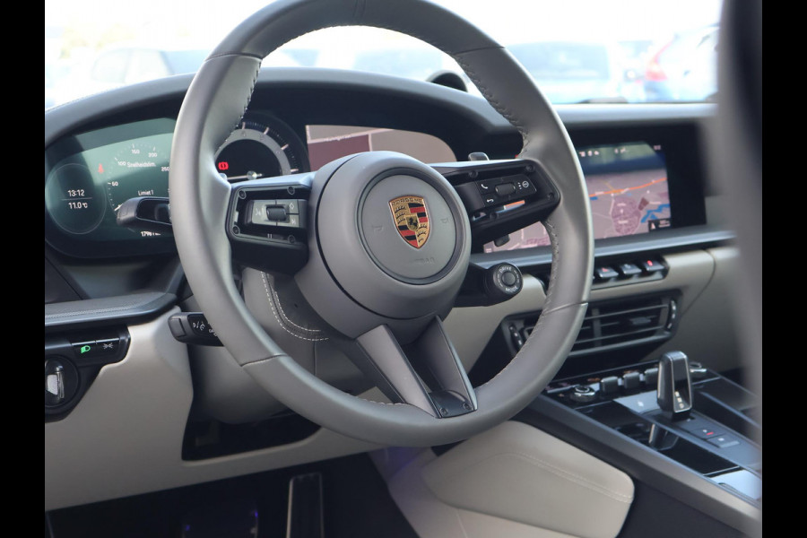 Porsche 911 Targa 4S 3.0 450 PK 992 ORIGINEEL NEDERLANDS | SPORTUITLAAT | 17.981 KM | 360 CAMERA | 20 INCH LMV
