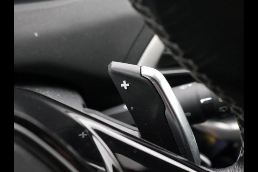 Peugeot 5008 1.2 130 PK AUT. 7-PERS PT ALLURE + TREKHAAK | CARPLAY | CAMERA | SFEERVERL.