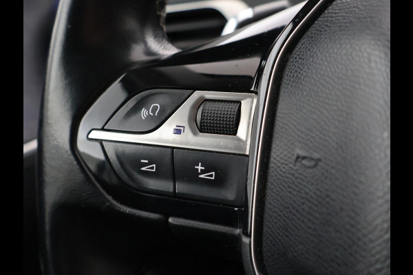 Peugeot 5008 1.2 130 PK AUT. 7-PERS PT ALLURE + TREKHAAK | CARPLAY | CAMERA | SFEERVERL.