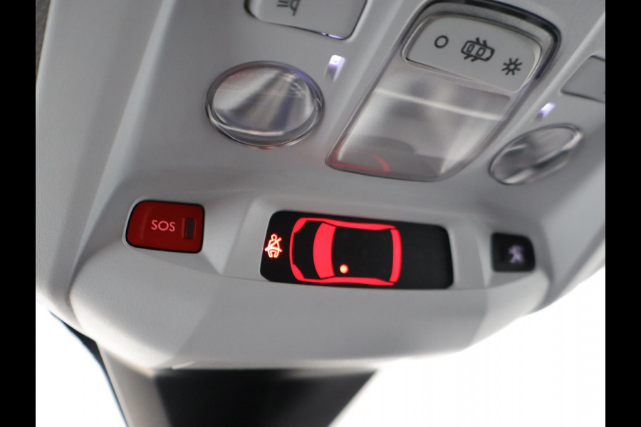 Peugeot 5008 1.2 130 PK AUT. 7-PERS PT ALLURE + TREKHAAK | CARPLAY | CAMERA | SFEERVERL.