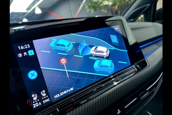 Volkswagen Golf 8 2.0 TSI R 4Motion Performance MILLTEK|Leder|HUD|H/K|Memory