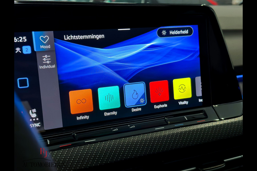 Volkswagen Golf 8 2.0 TSI R 4Motion Performance MILLTEK|Leder|HUD|H/K|Memory