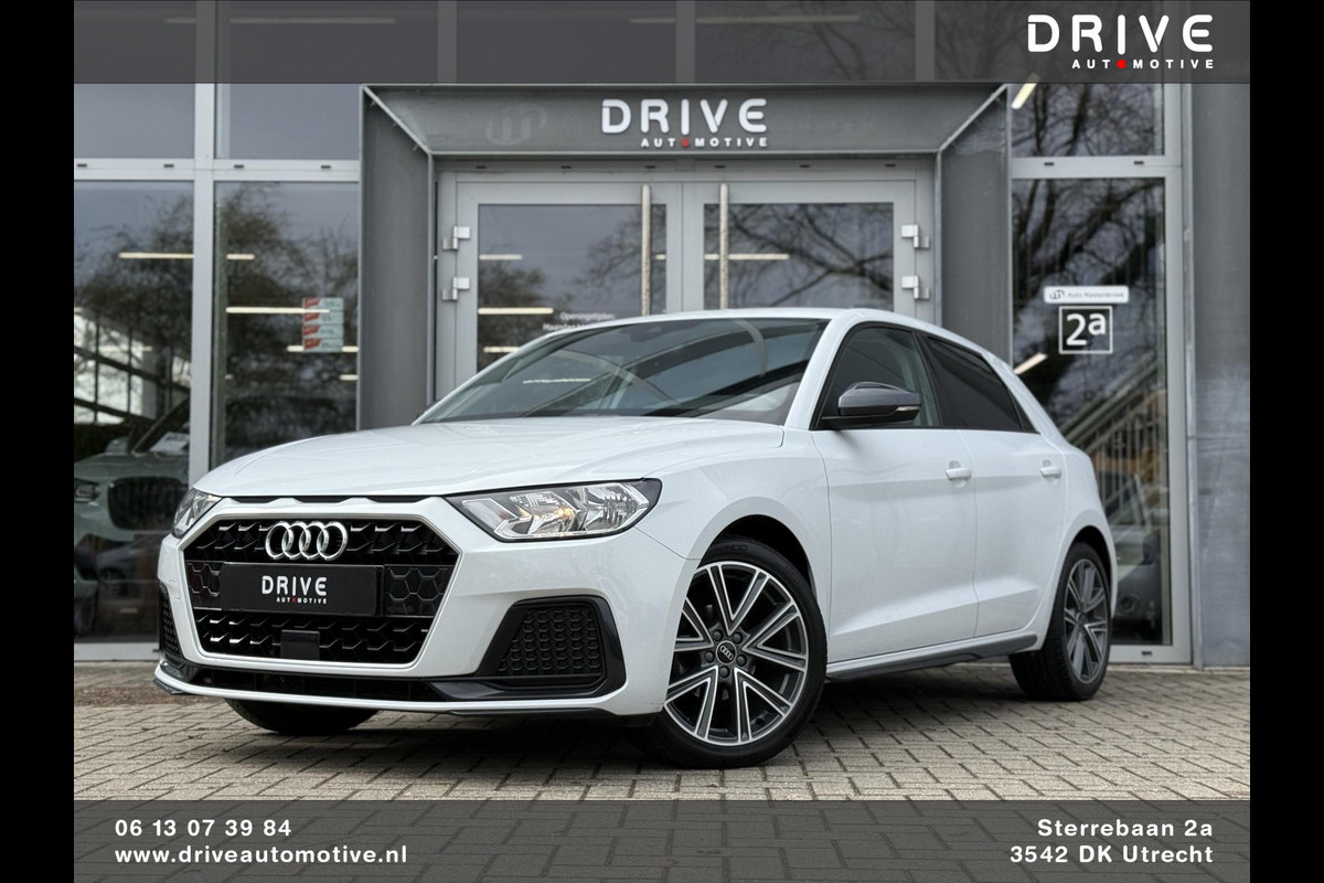Audi A1 Sportback 25 TFSI Epic |Nav|Carplay|Cruise|PDC|17"