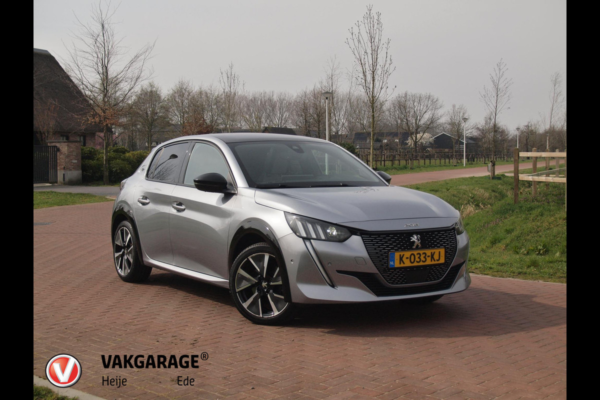 Peugeot e-208 EV GT 350 50 kWh | SOH 91% | Panoramadak | Camera | Apple Carplay | Cruise Control |