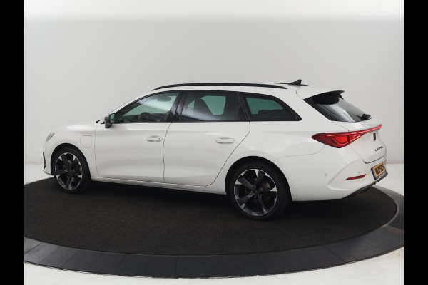 CUPRA Leon 1.4 e-Hybrid | Carplay | Stoel & stuurverwarming | Camera | Adaptive cruise | Navigatie | Sfeerverlichting | Full LED | Memory | PHEV | Plug In