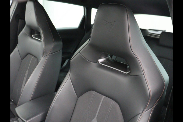 CUPRA Leon 1.4 e-Hybrid | Carplay | Stoel & stuurverwarming | Camera | Adaptive cruise | Navigatie | Sfeerverlichting | Full LED | Memory | PHEV | Plug In