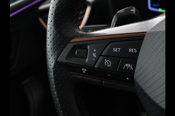 CUPRA Leon 1.4 e-Hybrid | Carplay | Stoel & stuurverwarming | Camera | Adaptive cruise | Navigatie | Sfeerverlichting | Full LED | Memory | PHEV | Plug In