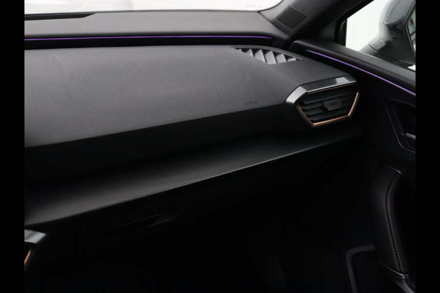 CUPRA Leon 1.4 e-Hybrid | Carplay | Stoel & stuurverwarming | Camera | Adaptive cruise | Navigatie | Sfeerverlichting | Full LED | Memory | PHEV | Plug In