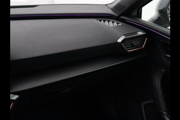 CUPRA Leon 1.4 e-Hybrid | Carplay | Stoel & stuurverwarming | Camera | Adaptive cruise | Navigatie | Sfeerverlichting | Full LED | Memory | PHEV | Plug In