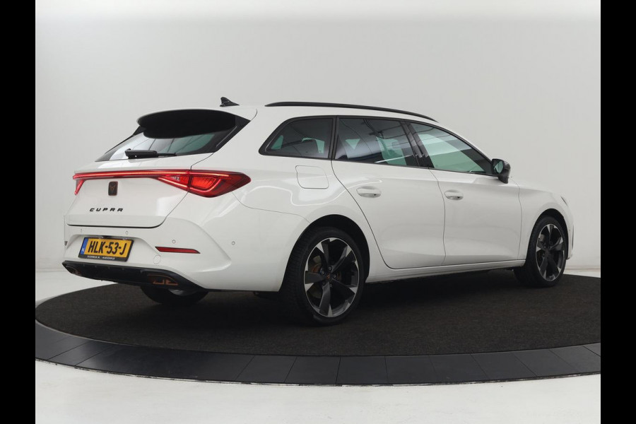 CUPRA Leon 1.4 e-Hybrid | Carplay | Stoel & stuurverwarming | Camera | Adaptive cruise | Navigatie | Sfeerverlichting | Full LED | Memory | PHEV | Plug In