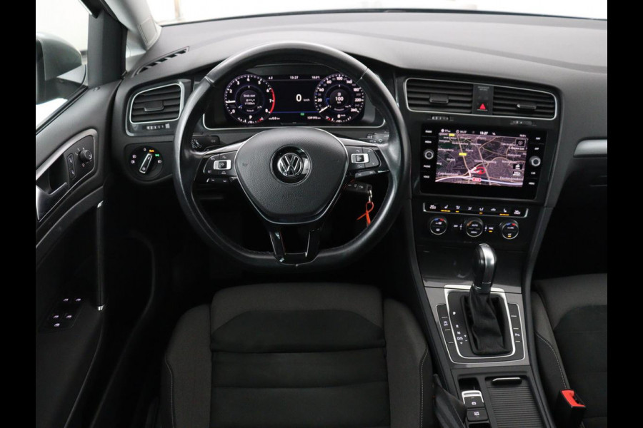 Volkswagen Golf Variant 1.0 TSI Comfortline Business | Stoleverwarming | Trekhaak | Carplay | Massage | Navigatie | Parkeerhulp | Adaptive cruise | Camera