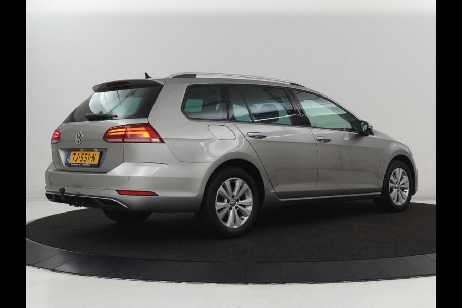 Volkswagen Golf Variant 1.0 TSI Comfortline Business | Stoleverwarming | Trekhaak | Carplay | Massage | Navigatie | Parkeerhulp | Adaptive cruise | Camera