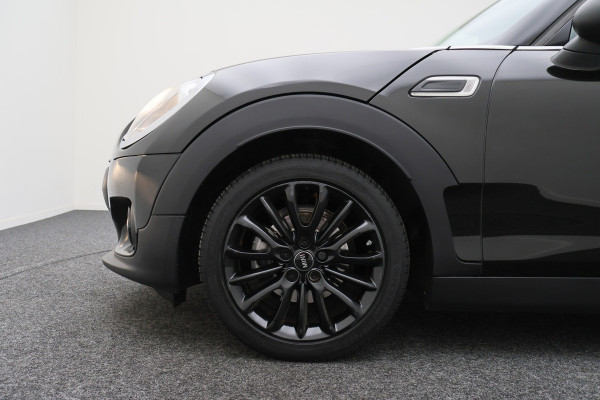 MINI Clubman 1.5 One Business Edition Automaat Navigatie, Climate, Cruise, PDC, 17"