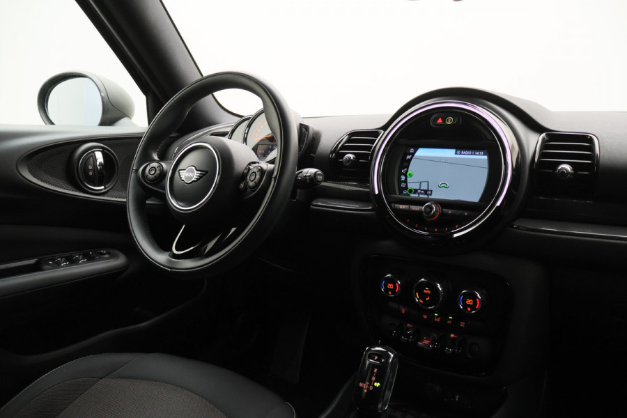 MINI Clubman 1.5 One Business Edition Automaat Navigatie, Climate, Cruise, PDC, 17"